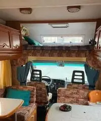 Camper mansardato Elnagh King 671