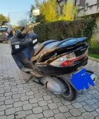 Suzuki Burgman 400