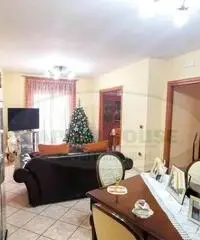 S2 Appartamento 4 vani con box e posto auto S2 Appartamento 4 vani con box e posto auto