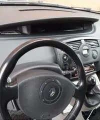 Scenic alimentazione metano