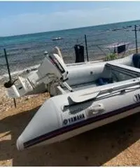 Gommone Yamaha 340 S + Motore Jhonson 15 hp 2 temp