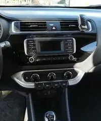 KIA Rio 3ª serie - 2016