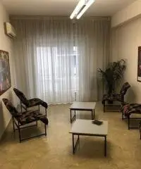 Trilocale uso professionale Trilocale uso professionale