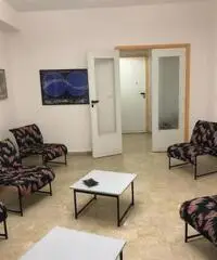 Trilocale uso professionale Trilocale uso professionale