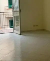 2G307 Pressi Cannizzaro 4,5 vani + Garage