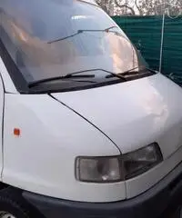 Mini van camperizzata ambulanza