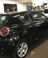 Alfa Romeo MiTo 1.4 78 CV Distinctive Alfa Romeo MiTo 1.4 78 CV Distinctive
