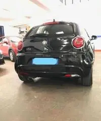 Alfa Romeo MiTo 1.4 78 CV Distinctive Alfa Romeo MiTo 1.4 78 CV Distinctive