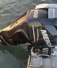 Gommone 7.60 m con tubolari in vetroresina