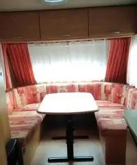 Caravane 6 posti anno 2006 STERKMAN starlet 486CE