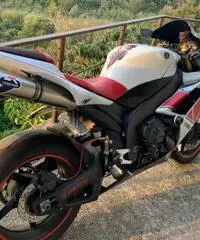 Yamaha YZF R1 2007/2008 immatricolata 2009 Yamaha YZF R1 2007/2008 immatricolata 2009