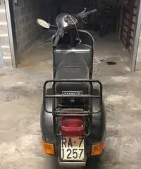 Vespa p200e