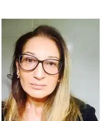 Donna seria Donna seria