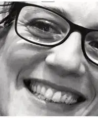 Cameriera e barista professionista Cameriera e barista professionista