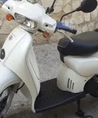 Aprilia Scarabeo 50 - 2004 Aprilia Scarabeo 50 - 2004