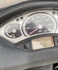 Yamaha x-max 125