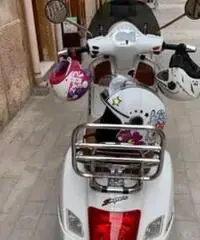 Vespa 300gts