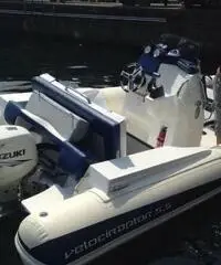 Gommone Velociraptor con Suzuki DF 40 Ari nuovo