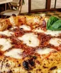 Pizzaiolo Pizzaiolo