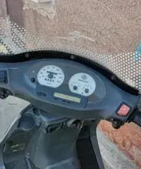 Hexagon 125