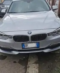 Bmw 318d Touring 2013 Motore rotto Bmw 318d Touring 2013 Motore rotto