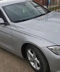 Bmw 318d Touring 2013 Motore rotto Bmw 318d Touring 2013 Motore rotto