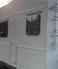 Camper mansardato