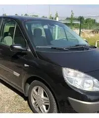 Renault Scenic 1.6 DYNAMIQUE 16v Gomme seminuove Renault Scenic 1.6 DYNAMIQUE 16v Gomme seminuove