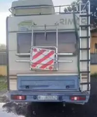 Camper Ford transit a gas mansardato