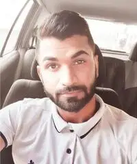 Cerco una ragazza seria Cerco una ragazza seria