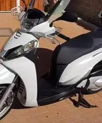 Honda sh 300 i