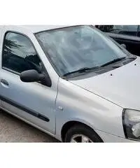 Clio dci 1.5 04 leggi bene