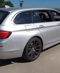 BMW Serie 5 (F10/F11) - 2011 BMW Serie 5 (F10/F11) - 2011