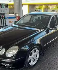 Mercedes e320 evo diesel anno 2007 km 230 mila Mercedes e320 evo diesel anno 2007 km 230 mila