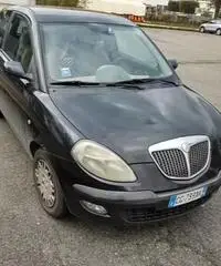Lancia y benzina