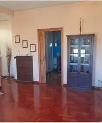 Pressi Forum luminoso 4 vani posto auto e cantina