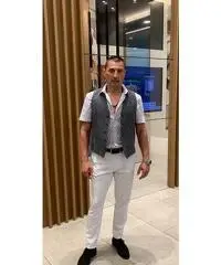 Cerco una donna seria per una relazione seria.