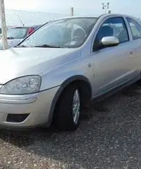 OPEL - Corsa - 1.2i 16V 3 porte Enjoy OPEL - Corsa - 1.2i 16V 3 porte Enjoy