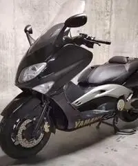 Yamaha Tmax 500