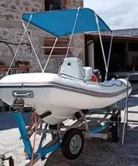 Gommone 4.20 completo di motore e carrello Gommone 4.20 completo di motore e carrello