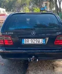 Auto vendita