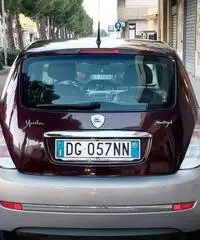 Lancia Ypsilon 1.3 MJT 75CV Platino PELLE BOSE Lancia Ypsilon 1.3 MJT 75CV Platino PELLE BOSE
