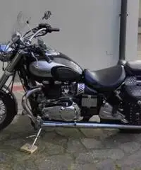Triumph Bonneville America Triumph Bonneville America