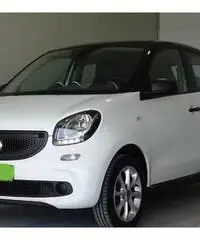 Smart forfour 70 youngster 1.0 52 kw Smart forfour 70 youngster 1.0 52 kw