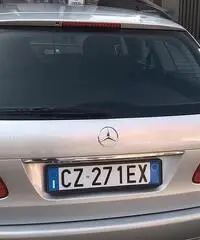 MERCEDES Classe E (W/S211) - 2006 MERCEDES Classe E (W/S211) - 2006
