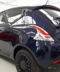 LANCIA Ypsilon 1.0 FireFly 5 porte S&S Hybrid Si