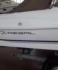 Barca imbarcazione scafo USA REGAL 1800 Bowride