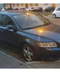 Volvo v50 1.8 16v gpl 125 cv Volvo v50 1.8 16v gpl 125 cv