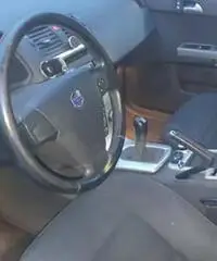 Volvo v50 1.8 16v gpl 125 cv Volvo v50 1.8 16v gpl 125 cv