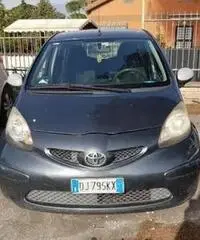 Toyota Aygo 1.0 12V VVT-i 5 porte Blue Toyota Aygo 1.0 12V VVT-i 5 porte Blue